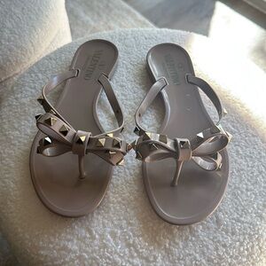 Valentino bow flip flops